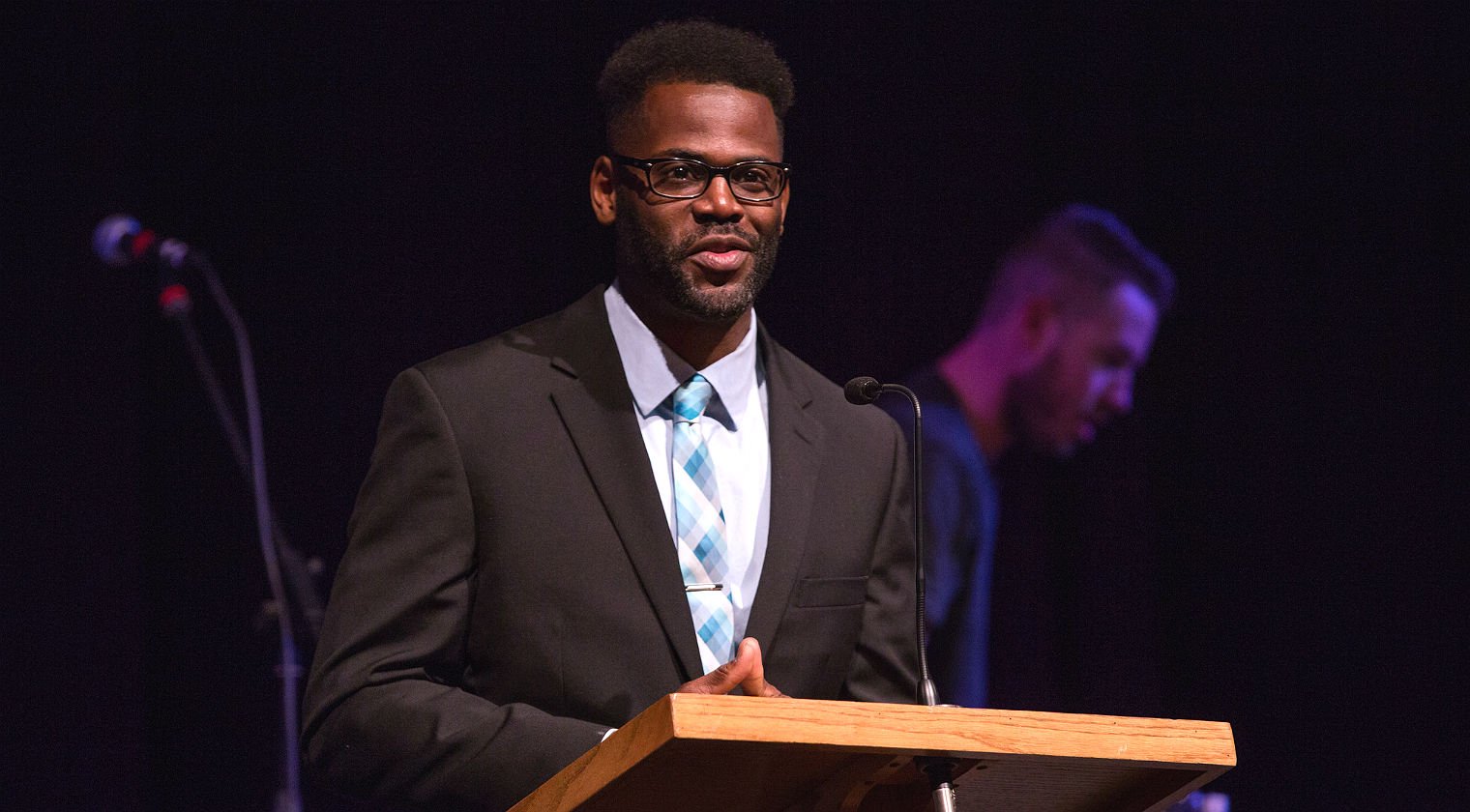 Dr. Travis Craver-Director of Chapel and Spiritual Formation