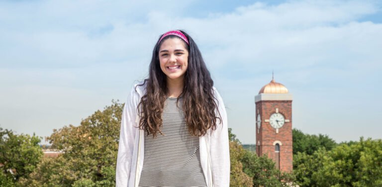 Addison Garcia- HSU Spanish Program student