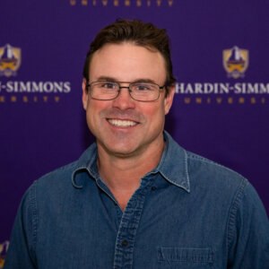 Steve Neves headshot