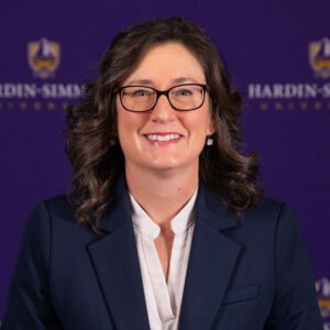 Dr. Kathy Robinson Headshot