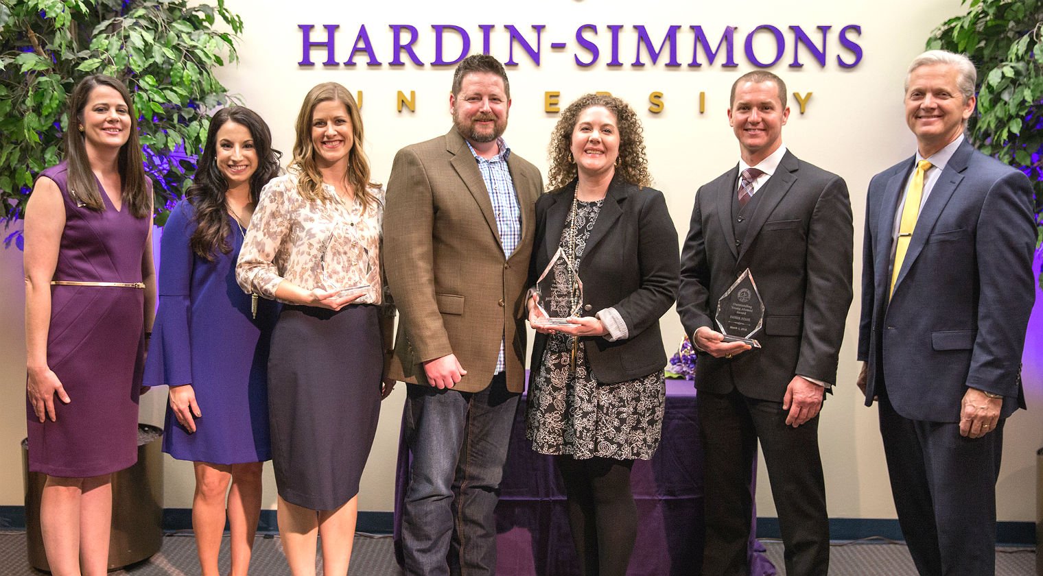HSU professors and teachers group photo at the alumni awards ceremony