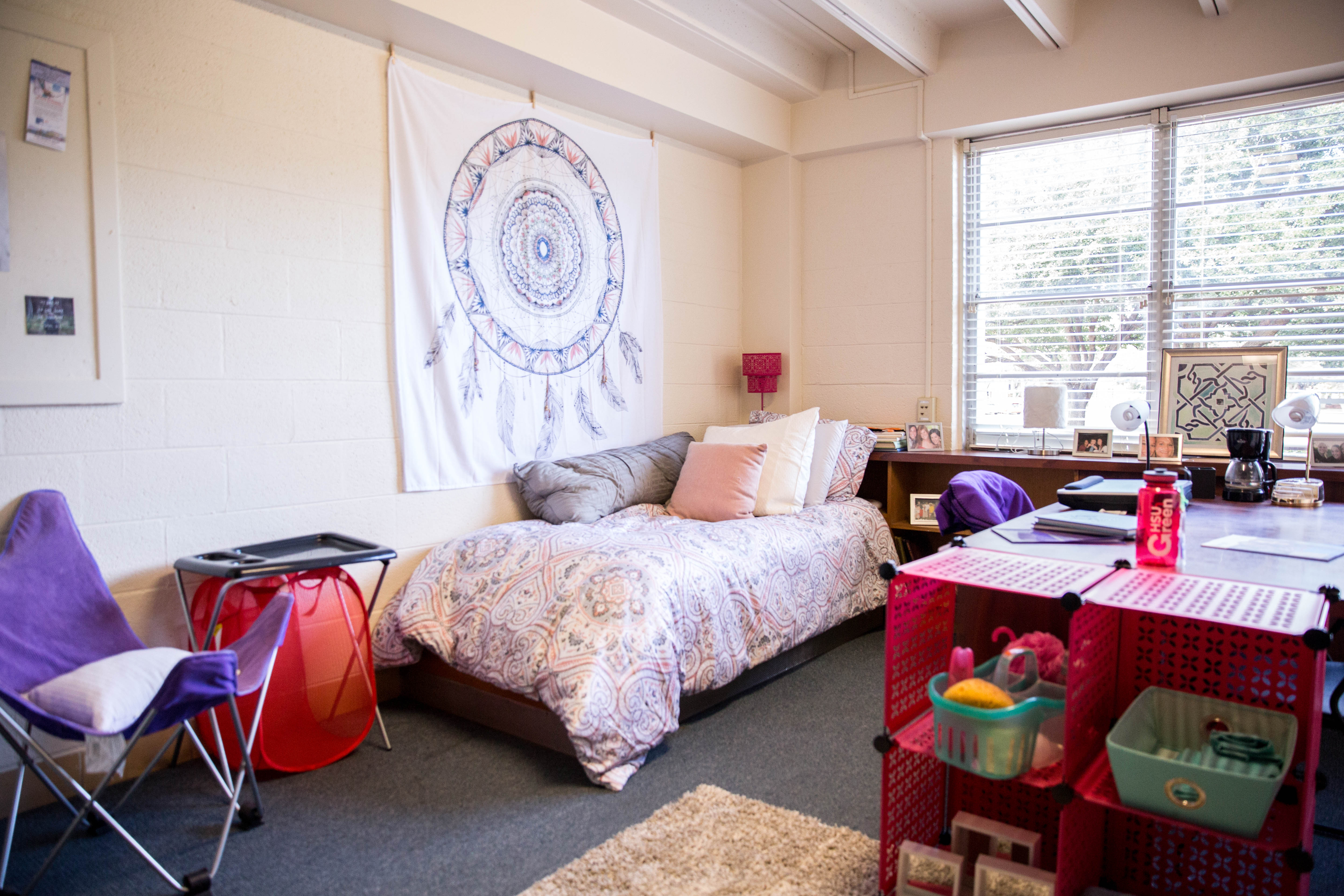 Anderson Hall women's dorm room