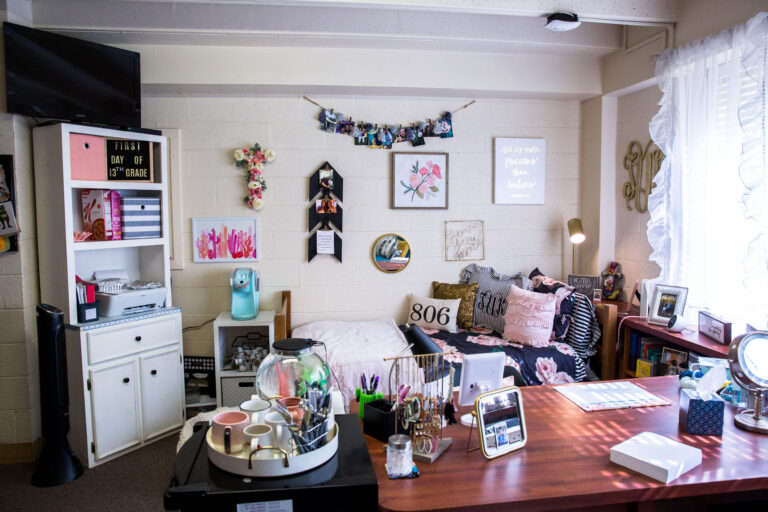 HSU Anderson Hall dorm room