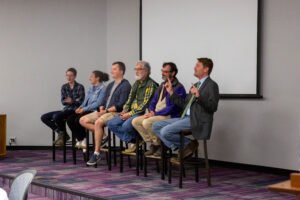A panel of honors students and faculty speak to incoming honors students.