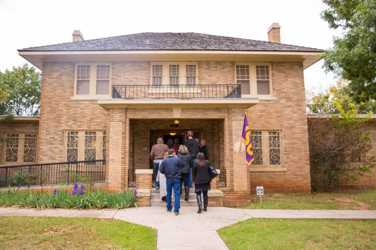 The Olsen House is home to the Julius Olsen Honors Program.