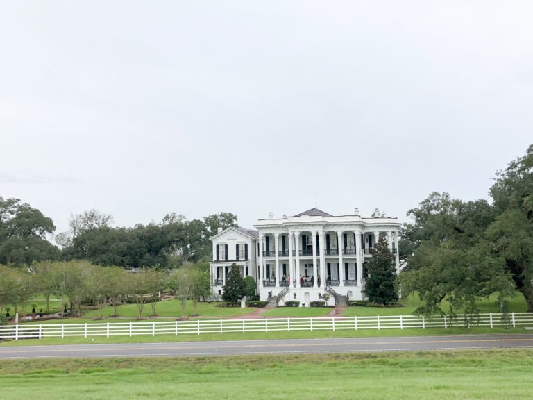 HSU Mississippi Cruise big white house
