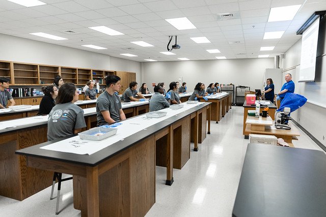 High School students welcomed during Health Science Summer Enrichment ...