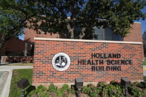 The Holland Health Science Building houses many of HSU’s science and pre-med courses.