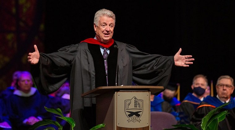 Pastor Jack Graham speaking at Convocation