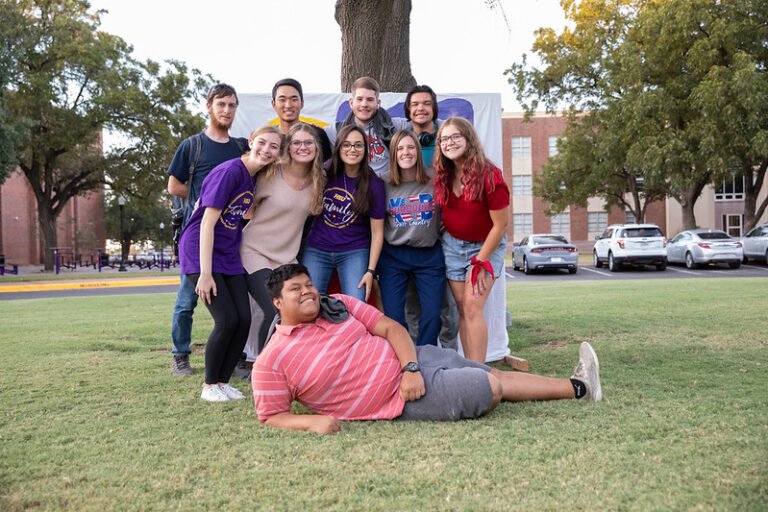 First Year Experience - Hardin-Simmons University First Year Experience - Hardin-Simmons University
