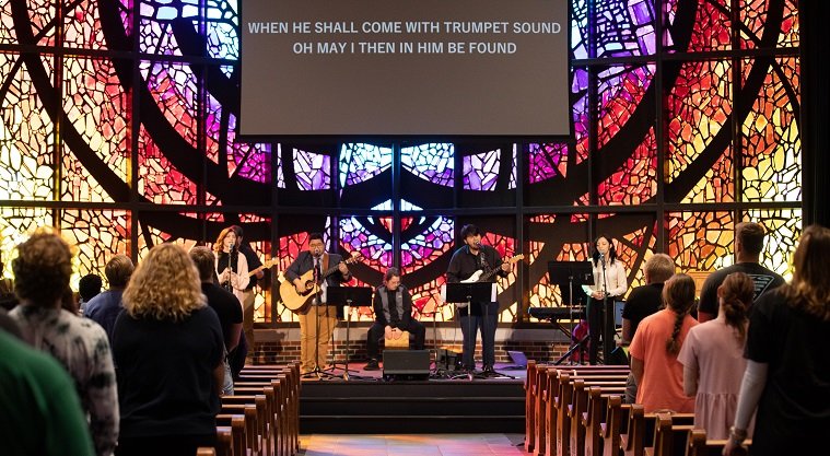 Chapel being led in Logsdon.