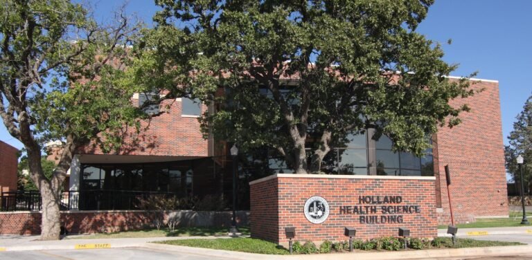 holland health science building