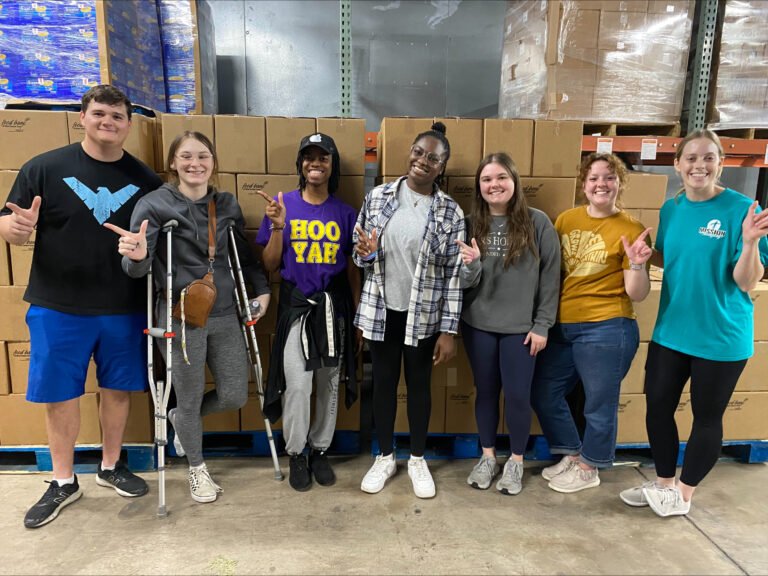 Members of Gamma Beta Phi volunteered at Serve Like SImmons.