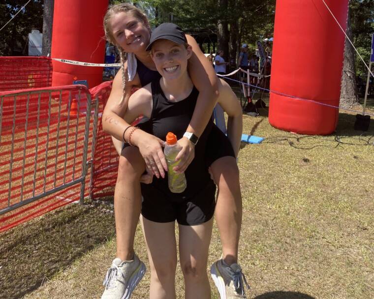 Avery Bruntmyer with her sister Kai (Bruntmyer) Vaughan