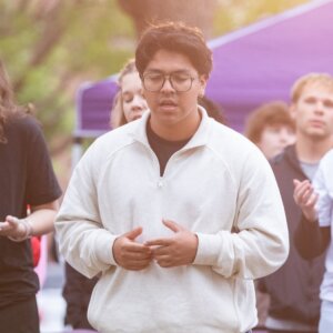 students worshiping at 24 hours of prayer