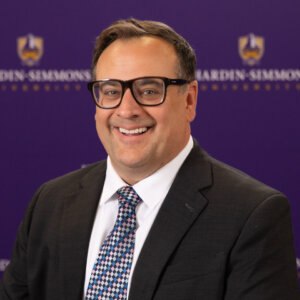 Malcolm Kass Headshot